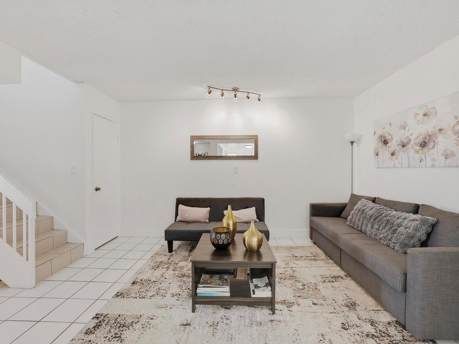 9702 NW 5th Lane # 9702, Miami FL 33172 photo 2