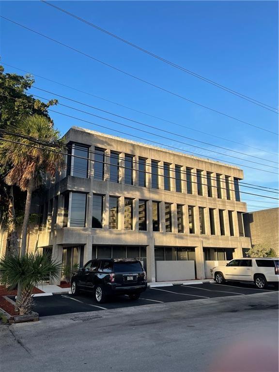 2900 E Oakland Park Boulevard # 4, Fort Lauderdale FL 33306 photo 2