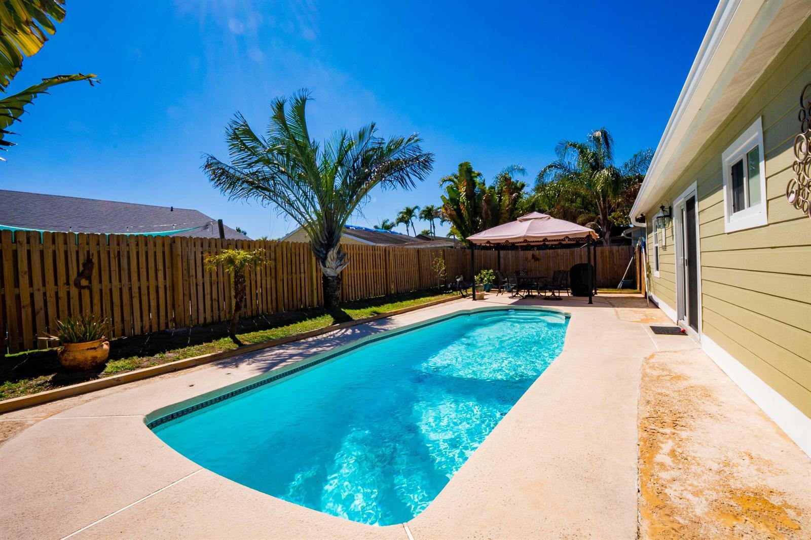 7791 Blairwood Circle N, Lake Worth FL 33467 photo 2