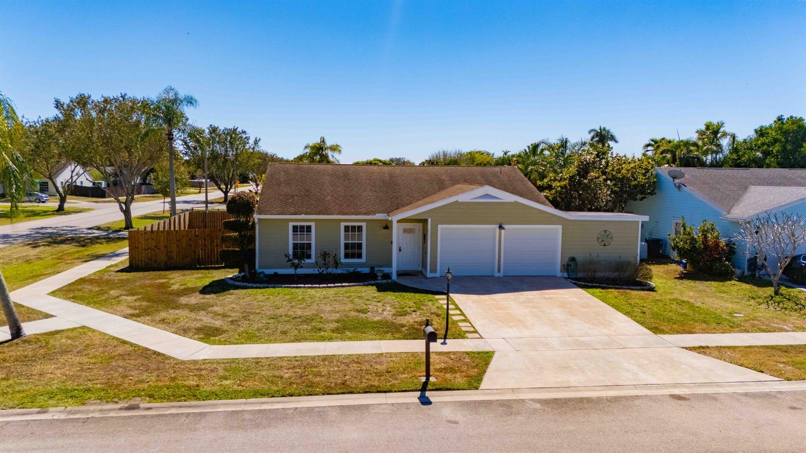 7791 Blairwood Circle N, Lake Worth FL 33467 photo 3
