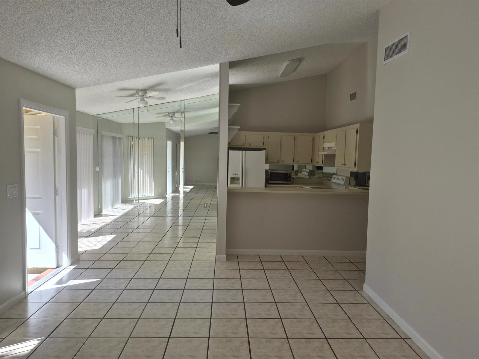 394 Springdale Circle, Palm Springs FL 33461