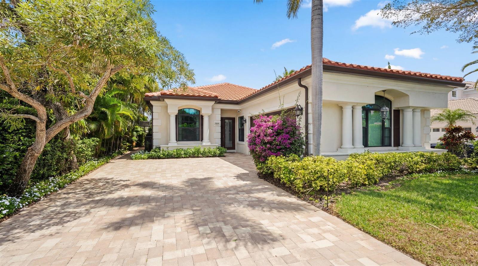 2055 Regents Boulevard, West Palm Beach FL 33409 photo 2
