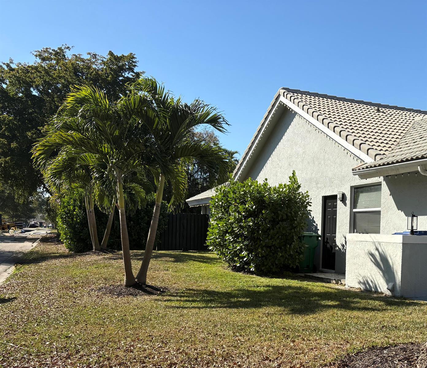 832 NW 108th Lane, Coral Springs FL 33071 photo 3