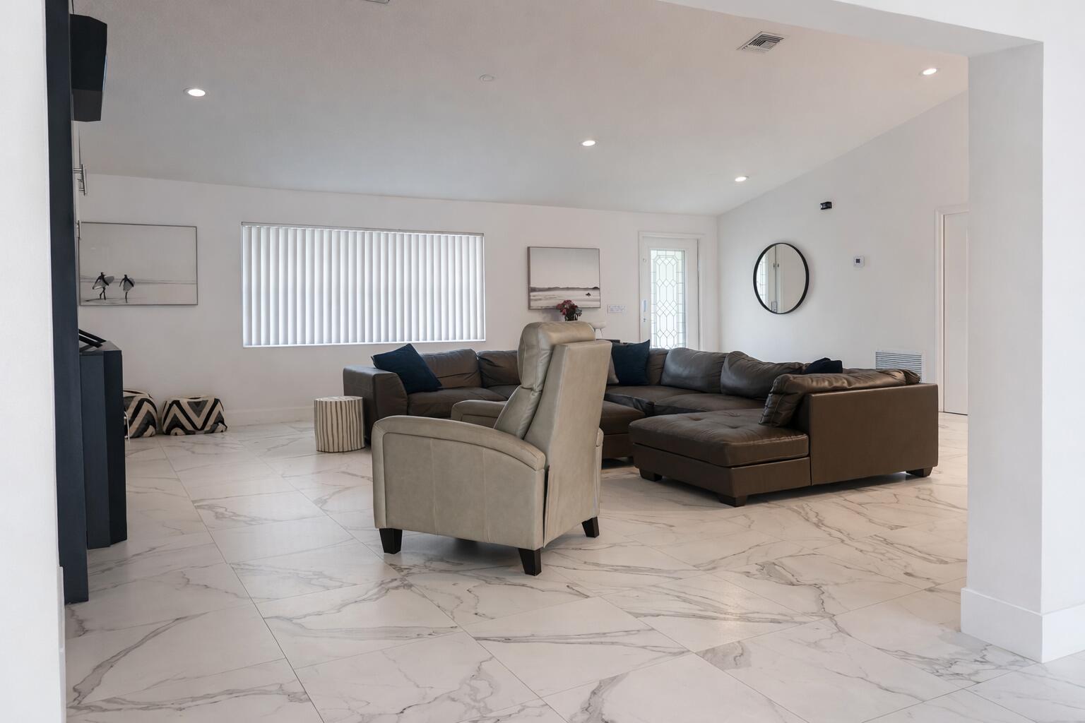 832 NW 108th Lane, Coral Springs FL 33071 photo 5