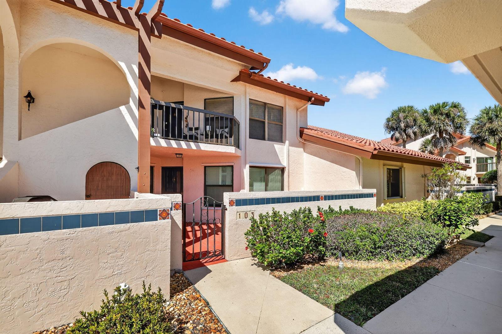 6060 SE Martinique Drive # 103, Stuart FL 34997