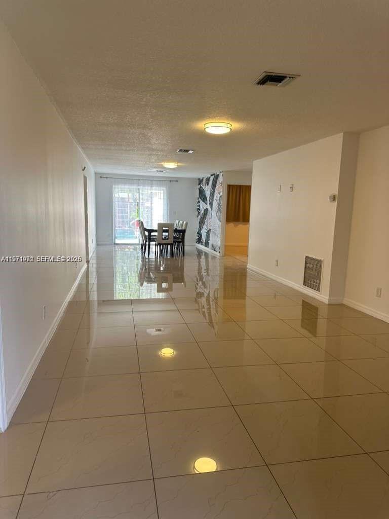 208 SW 2nd Ave, Hallandale Beach FL 33009 photo 5