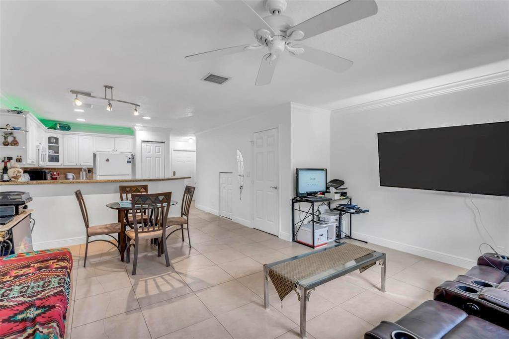 1534 NW 45th Street, Deerfield Beach FL 33064 photo 3