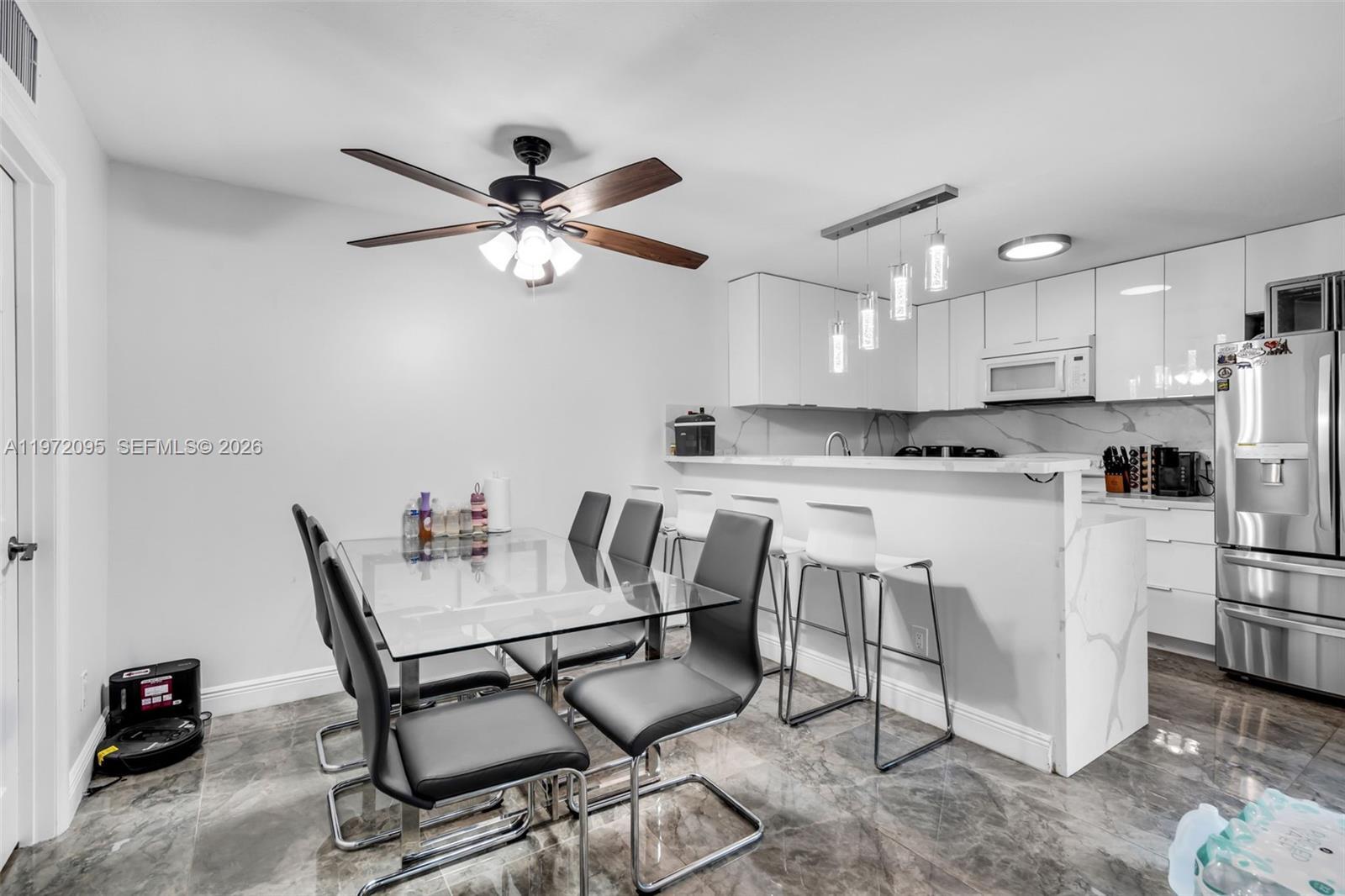 11903 SW 11th Ct, Davie FL 33325 photo 5