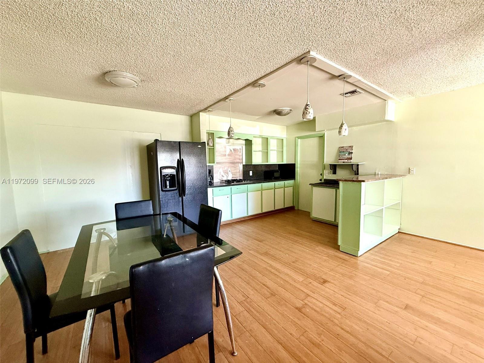 11460 NW 37th St, Sunrise FL 33323 photo 4