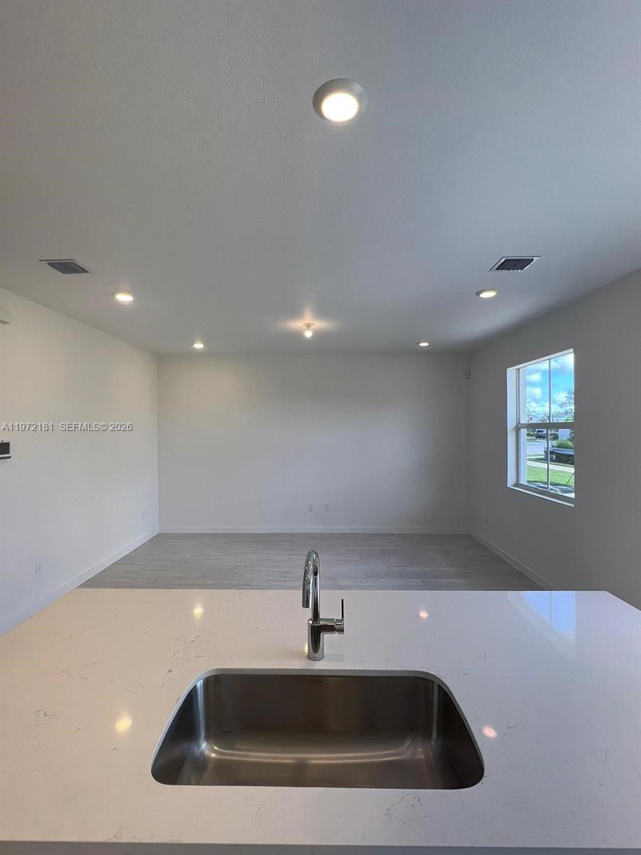 1765 SE 7th Ter, Homestead FL 33034 photo 5