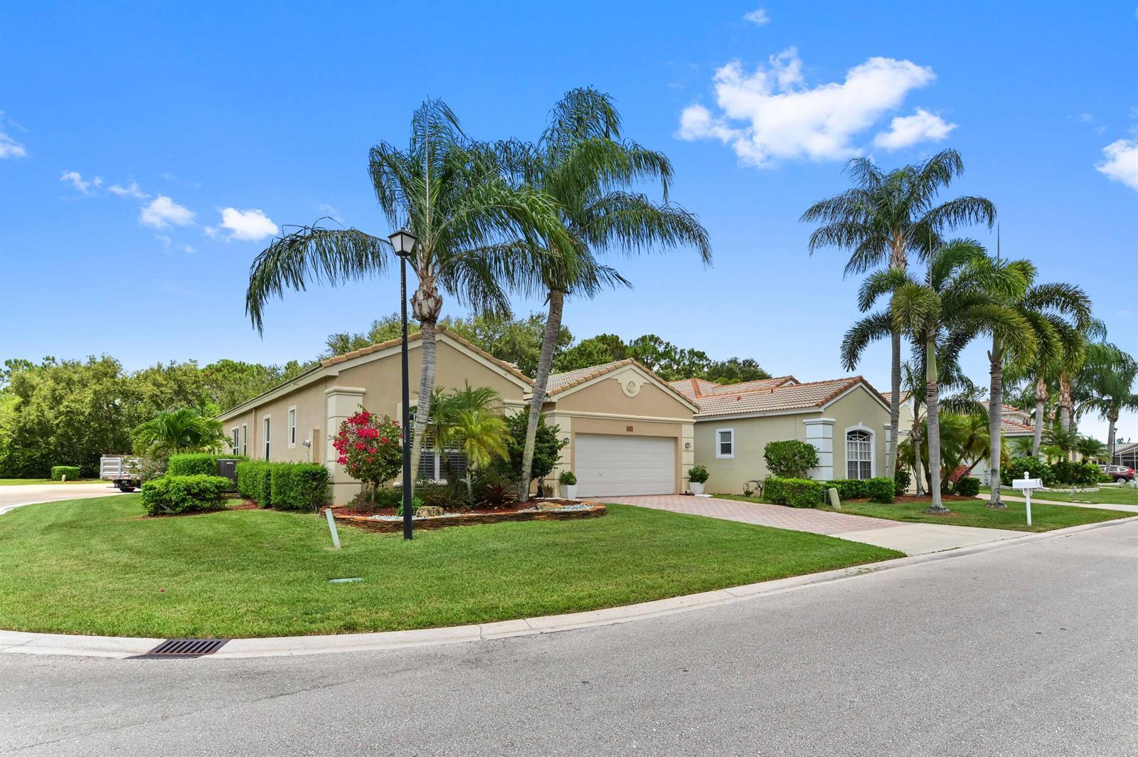 4453 N San Andros, West Palm Beach FL 33411 photo 2