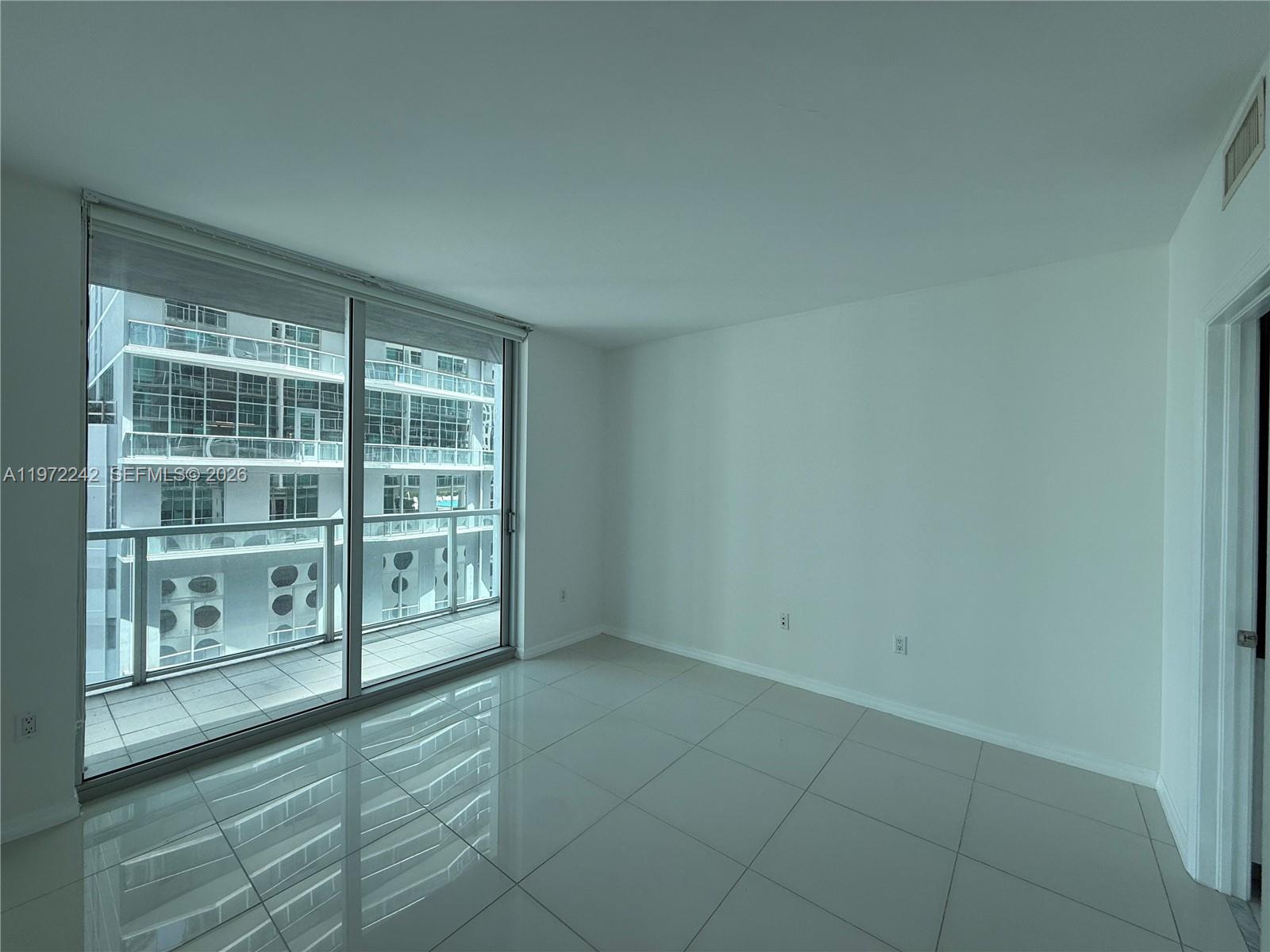 55 SE 6th St # 1201, Miami FL 33131 photo 3