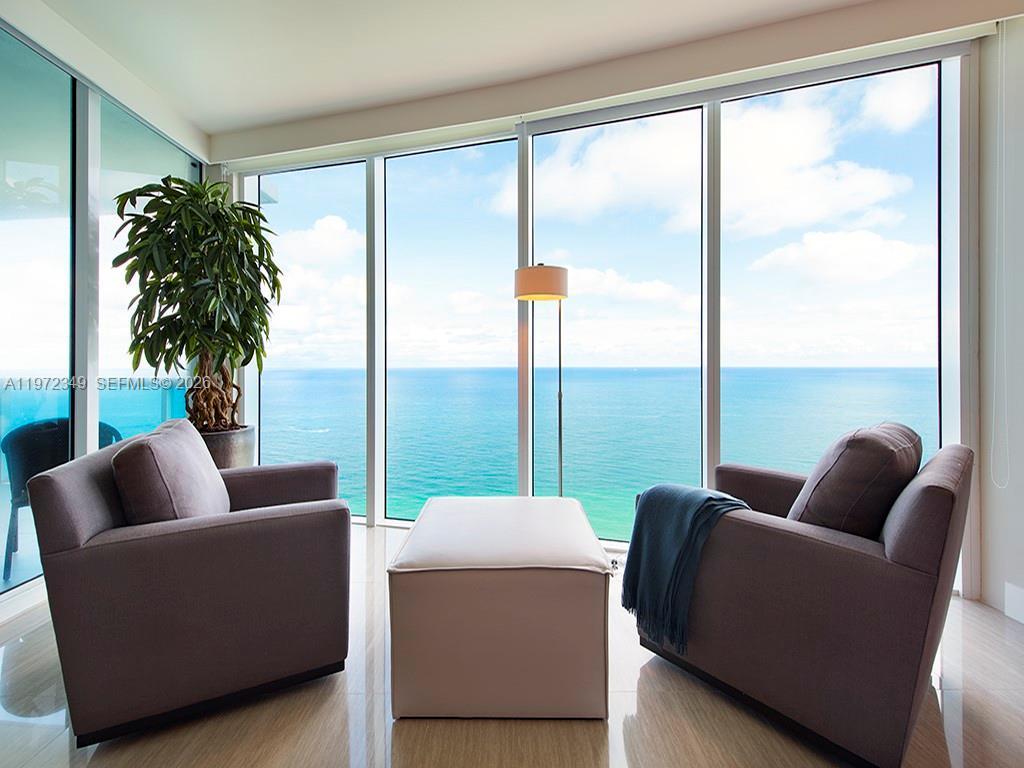 2711 S Ocean Dr. # 2804, Hollywood FL 33019
