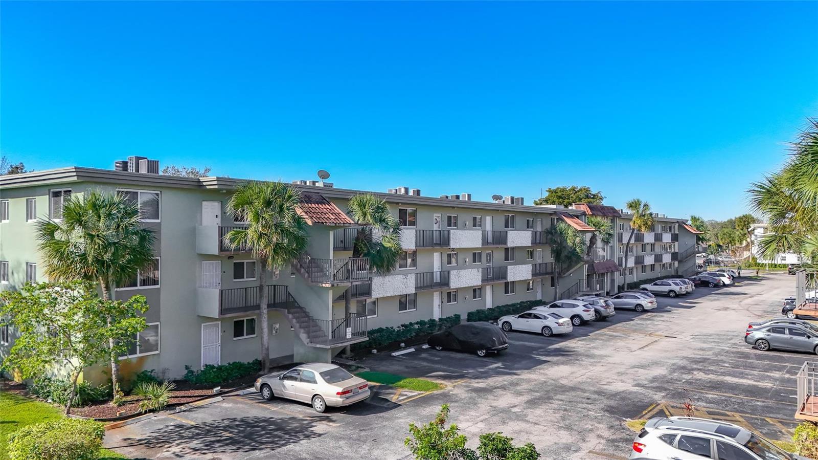 5935 Del Lago Circle # 108, Sunrise FL 33313 photo 2