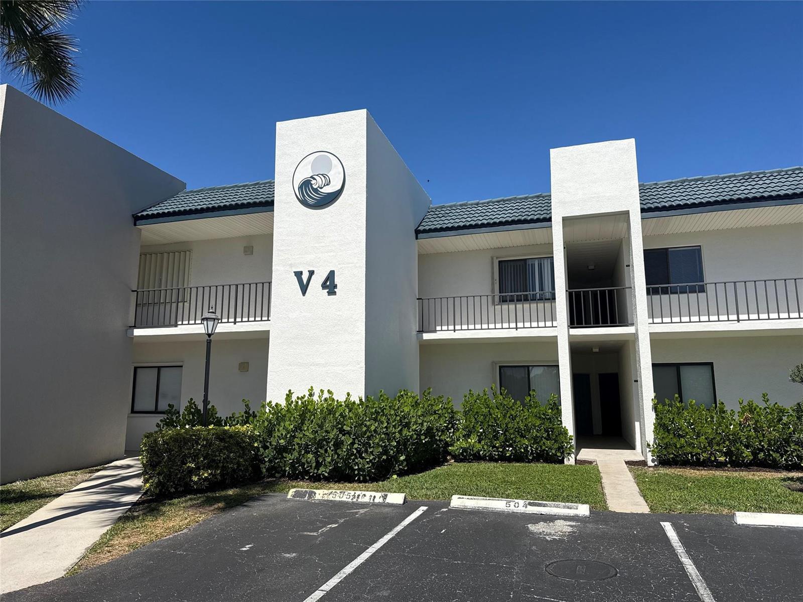 1605 US Highway 1 V-4 # 104, Jupiter FL 33477