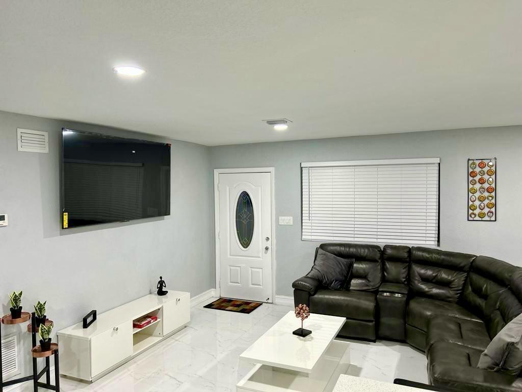 3871 SW 31st Court, West Park FL 33023 photo 3