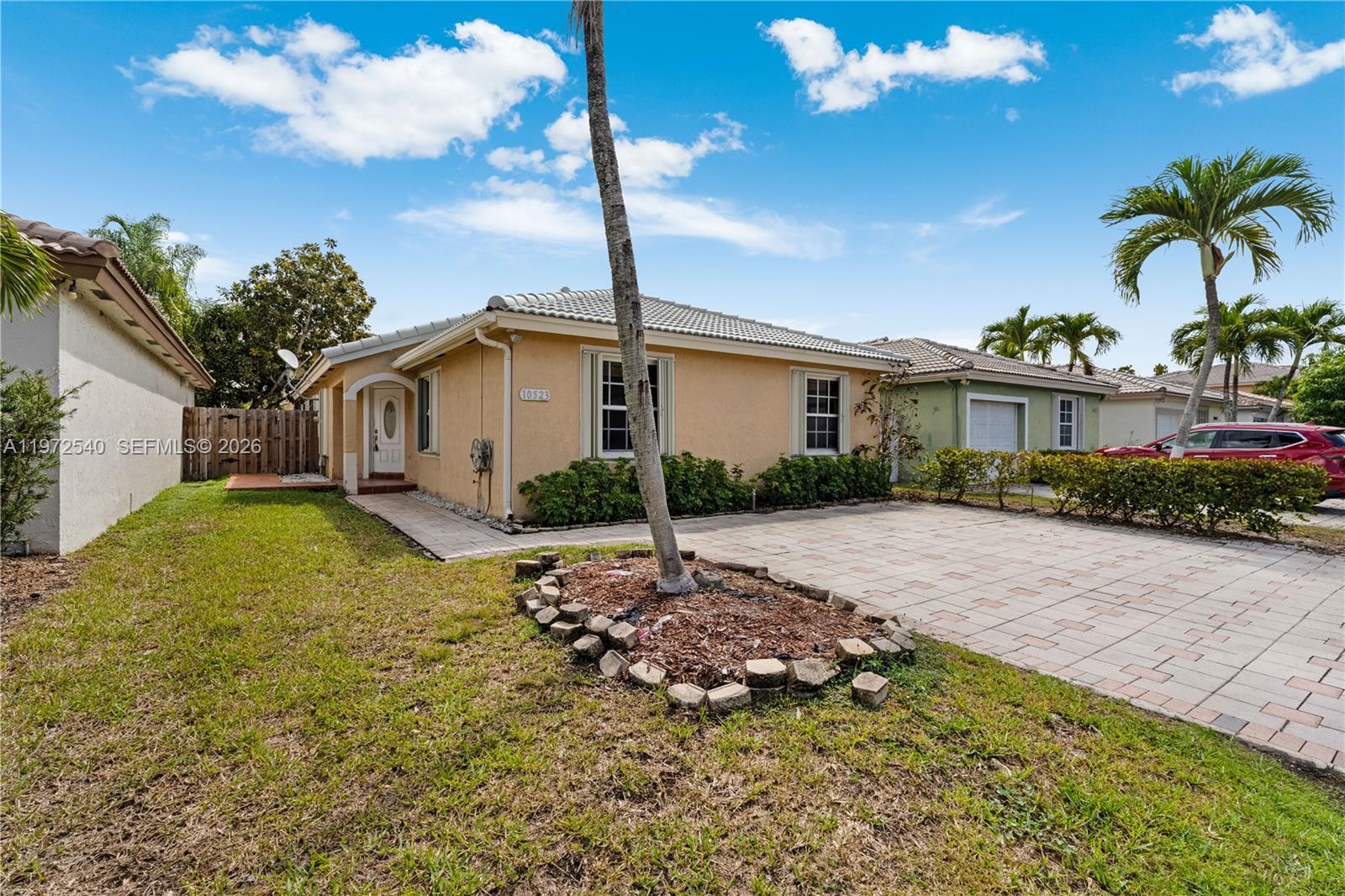 10523 SW 161st  PL, Miami FL 33196
