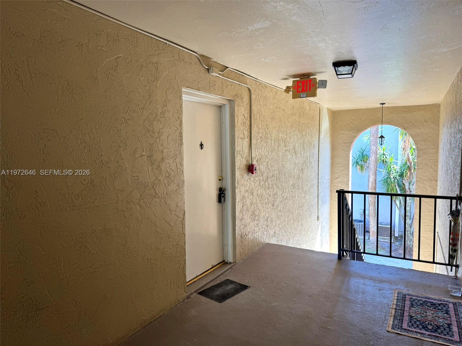 10836 N Kendall Dr # V14, Miami FL 33176 photo 2