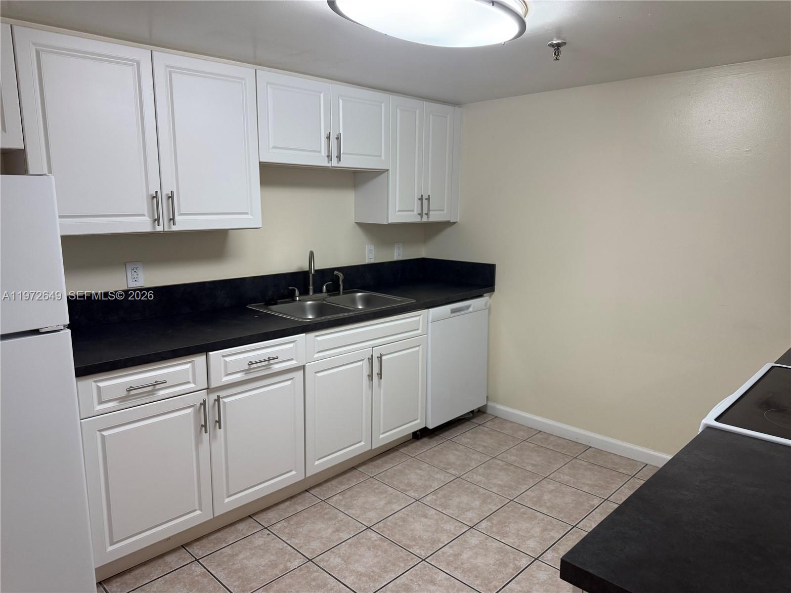 915 NW 1st Ave, Miami FL 33136 photo 5