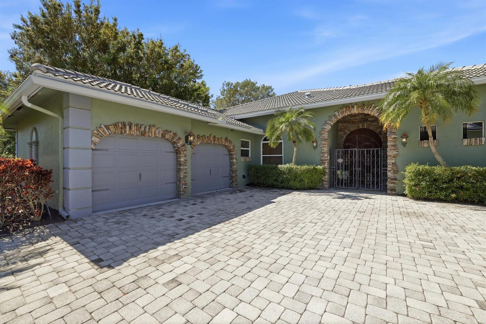 8634 Sawpine Road, Delray Beach FL 33446 photo 2