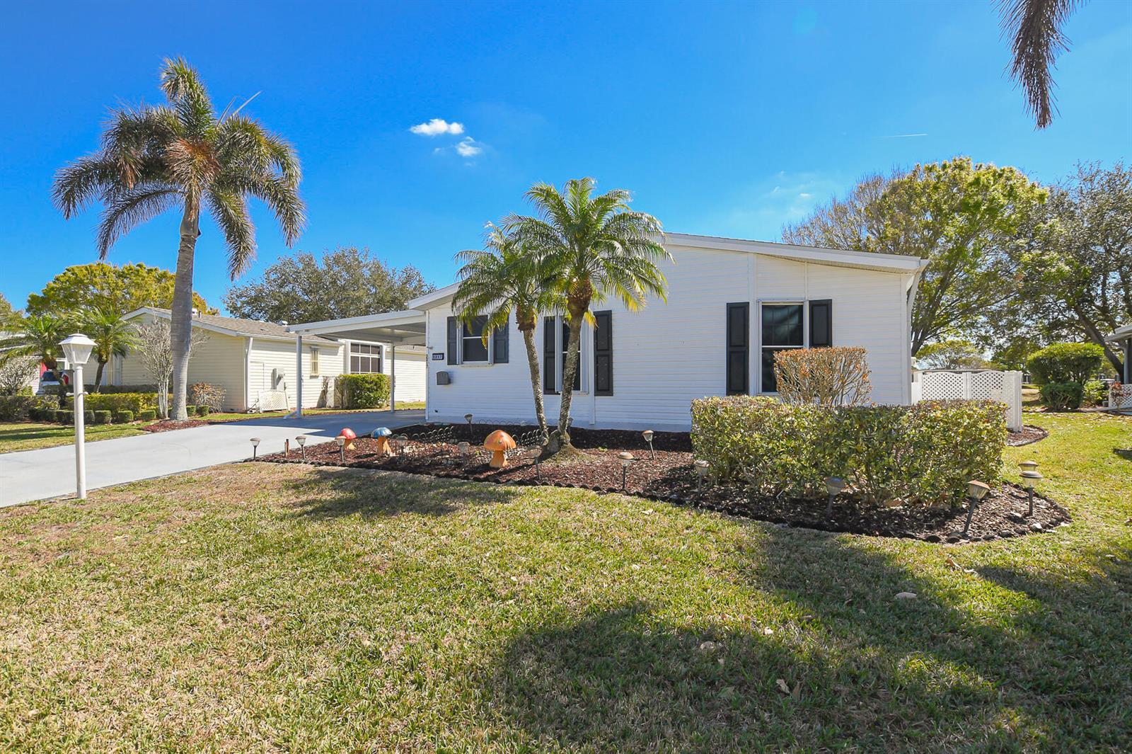 3217 Scarlet Tanager Court, Port St. Lucie FL 34952