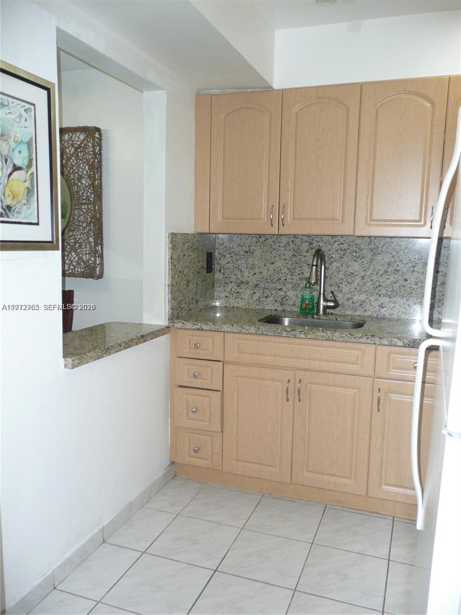 Sunny Isles Beach, FL 33160 photo 2