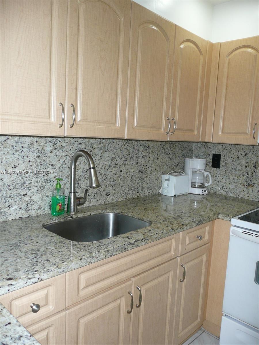 Sunny Isles Beach, FL 33160 photo 3