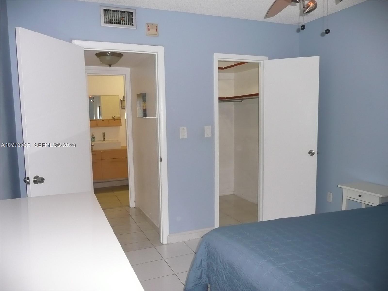 Sunny Isles Beach, FL 33160 photo 4
