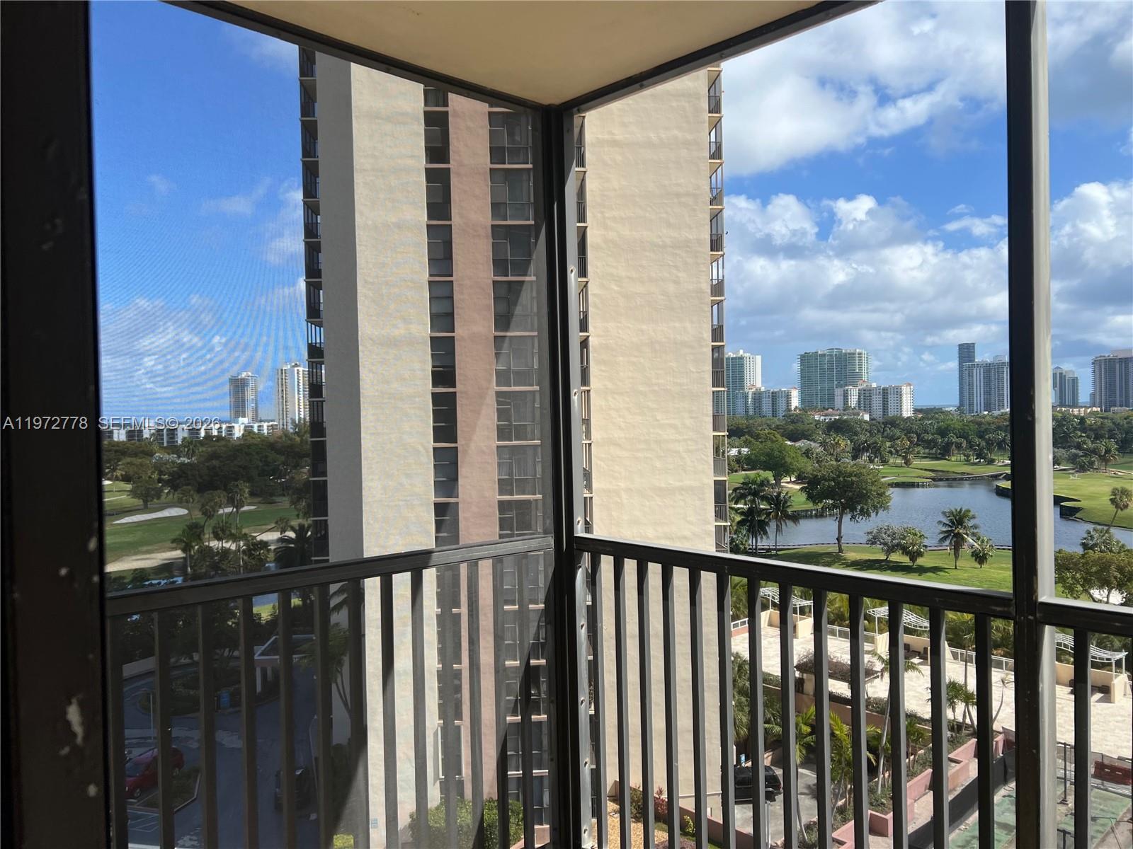 Aventura, FL 33180 photo 3