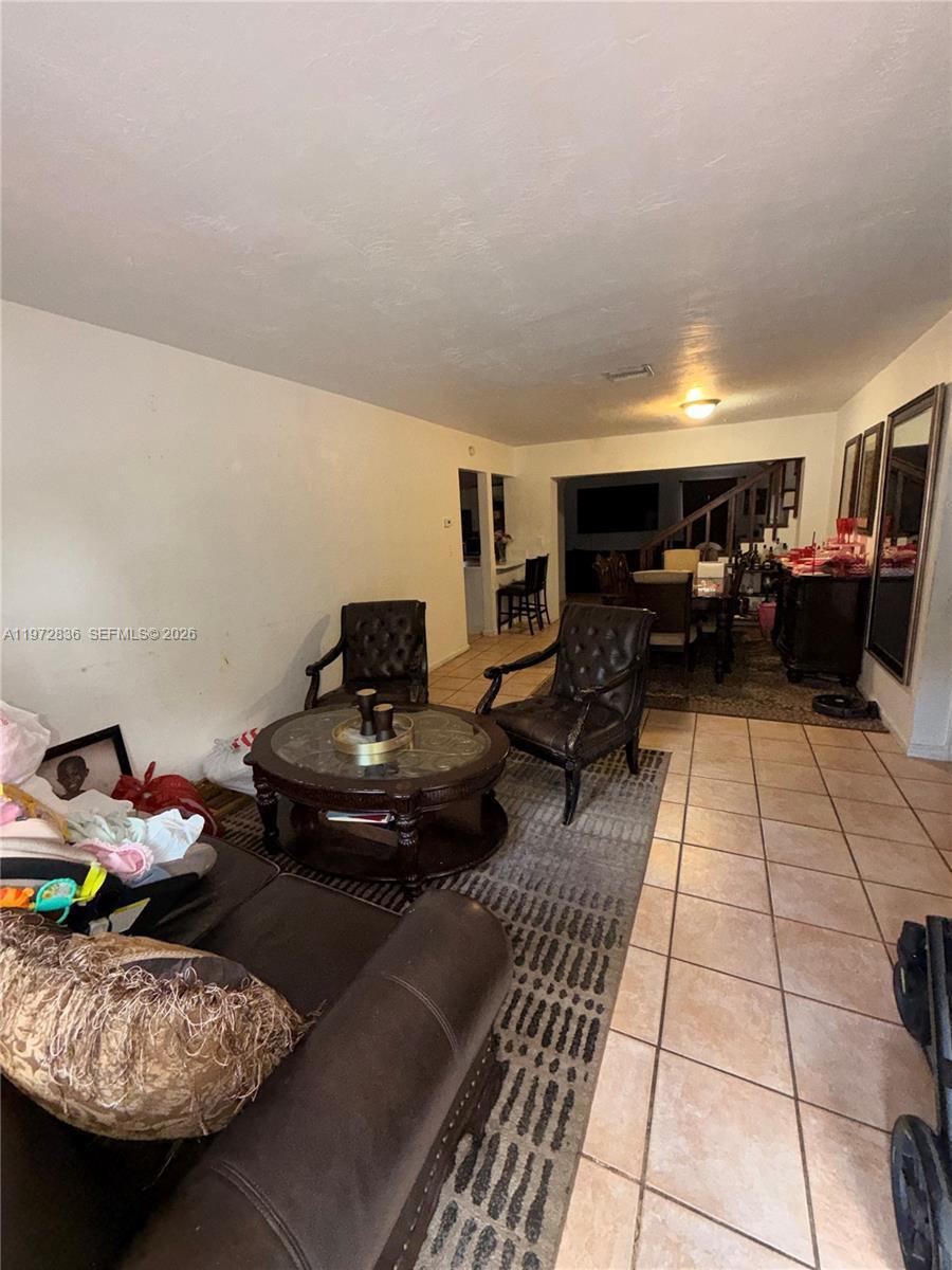 7191 Park St, Hollywood FL 33024 photo 5