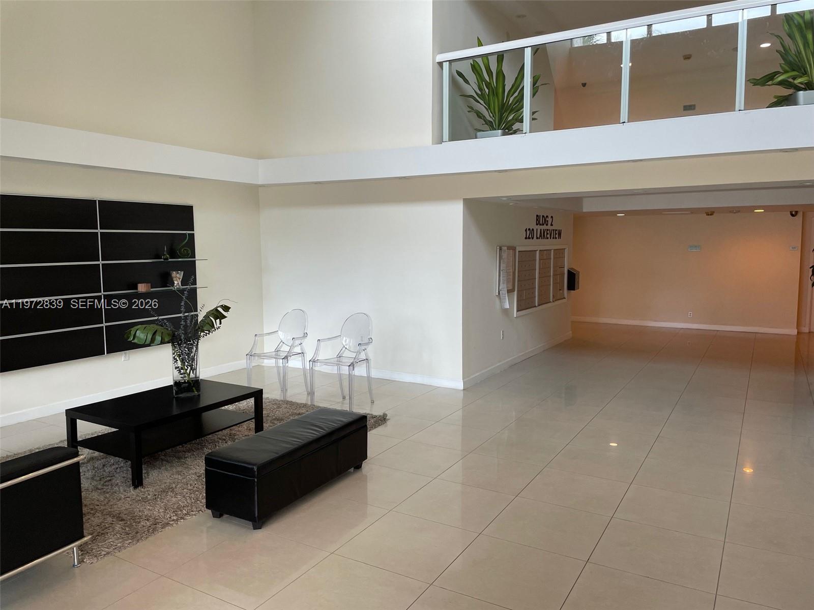 120 Lakeview Dr # 305, Weston FL 33326 photo 4