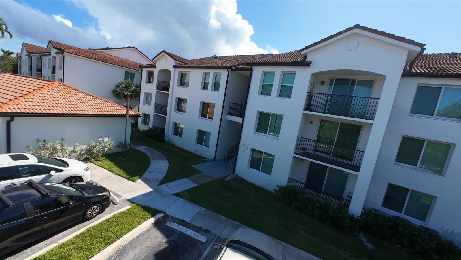 401 Villa Circle, Boynton Beach FL 33435 photo 3
