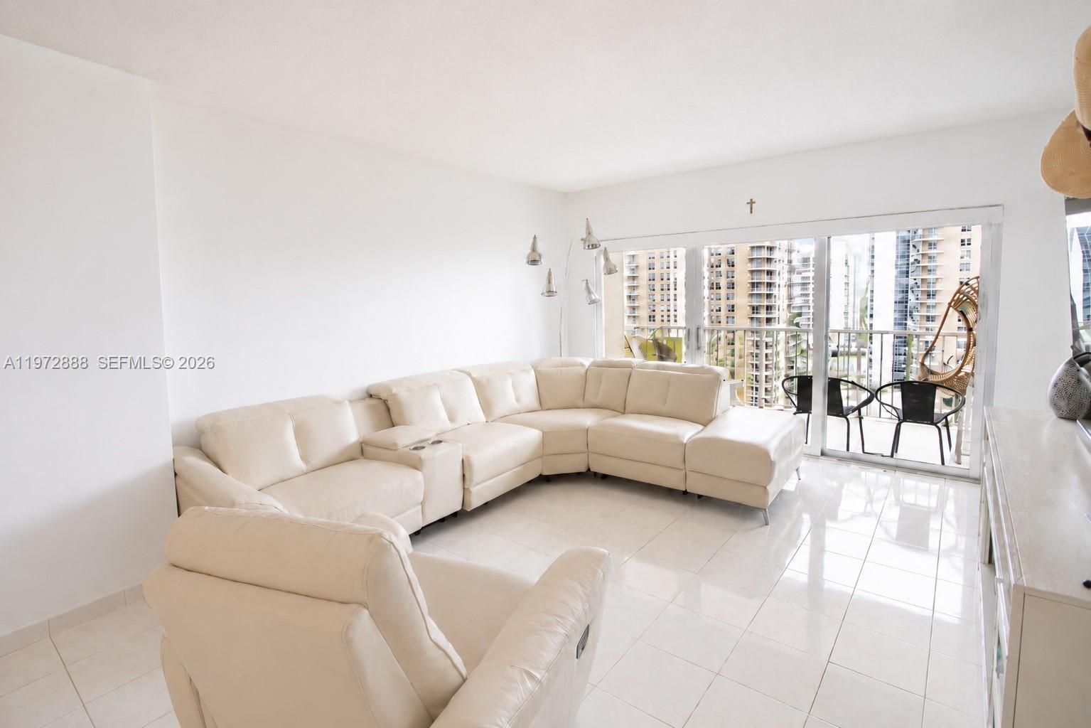 1950 S Ocean Dr # 11D, Hallandale Beach FL 33009 photo 3