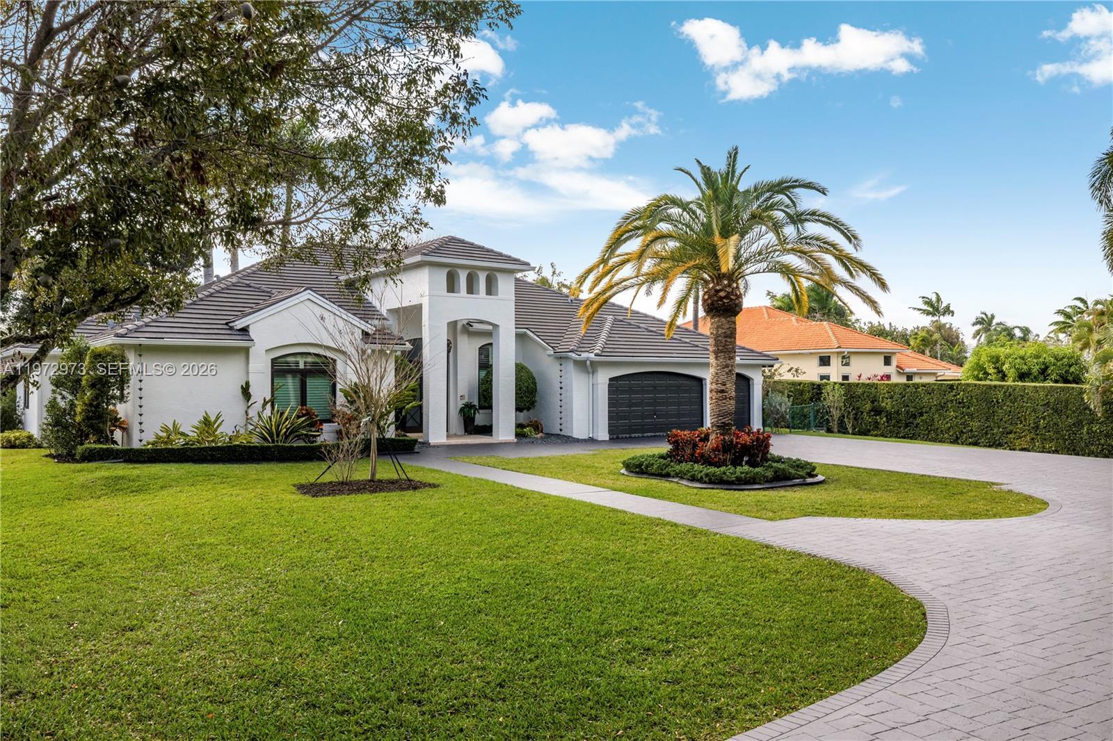 8561 SW 167th Ter, Palmetto Bay FL 33157 photo 3