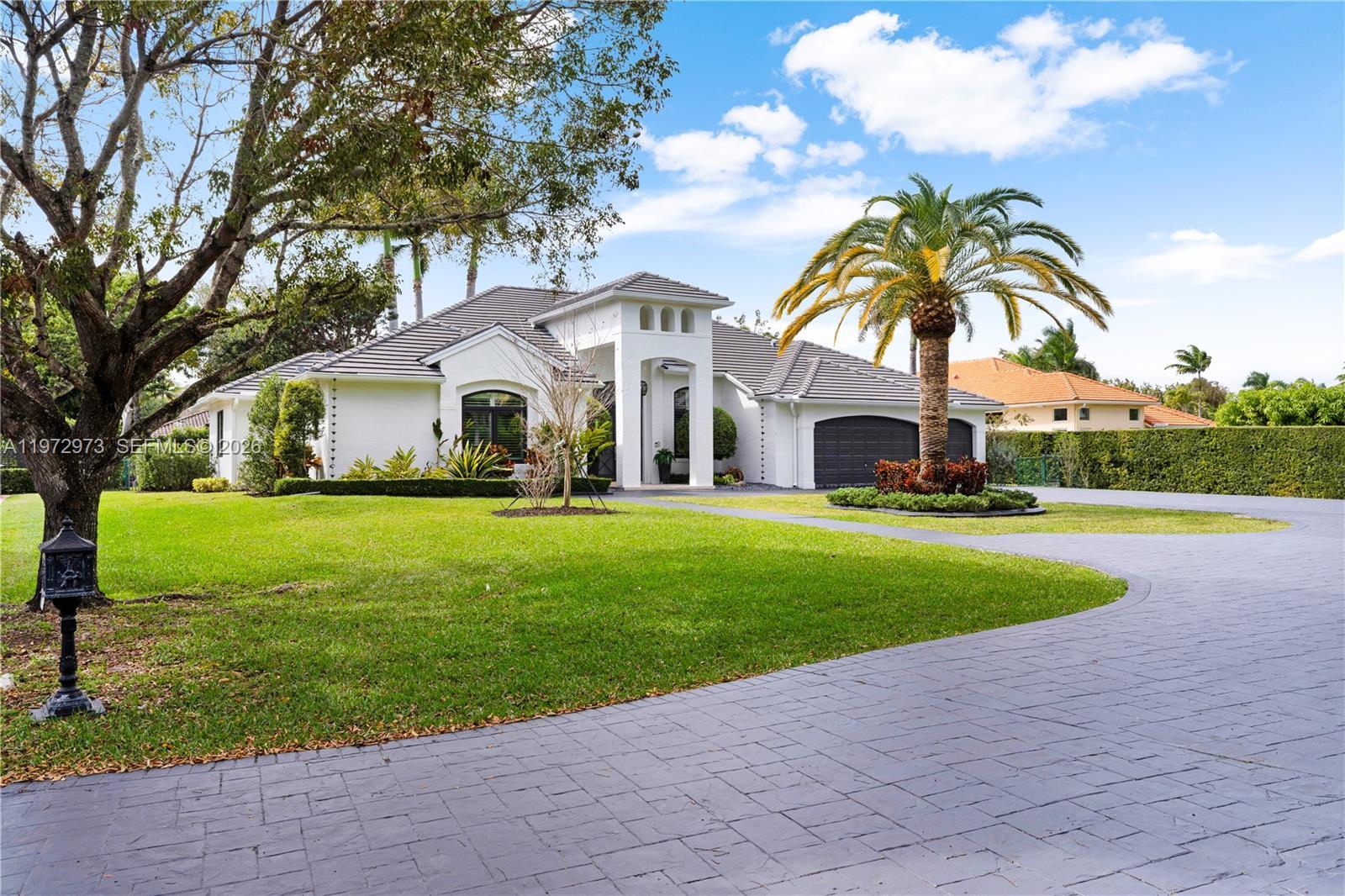 8561 SW 167th Ter, Palmetto Bay FL 33157