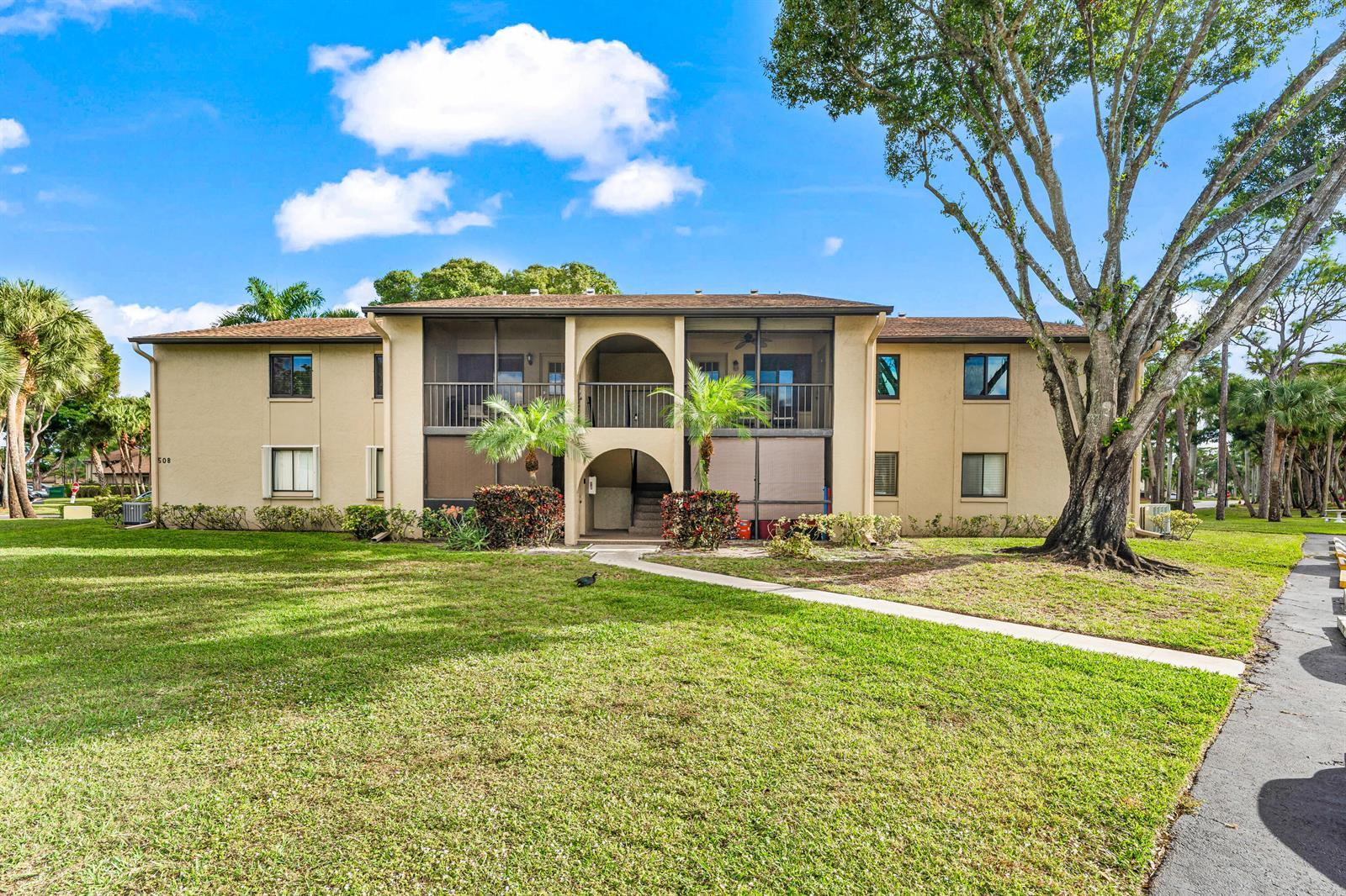 508 Shady Pine Way # D2, FL 33415