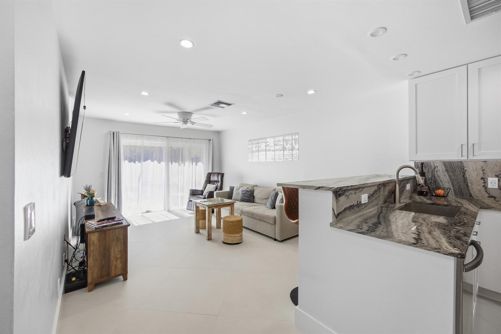 155 Deerfield Drive N, Jupiter FL 33458 photo 5