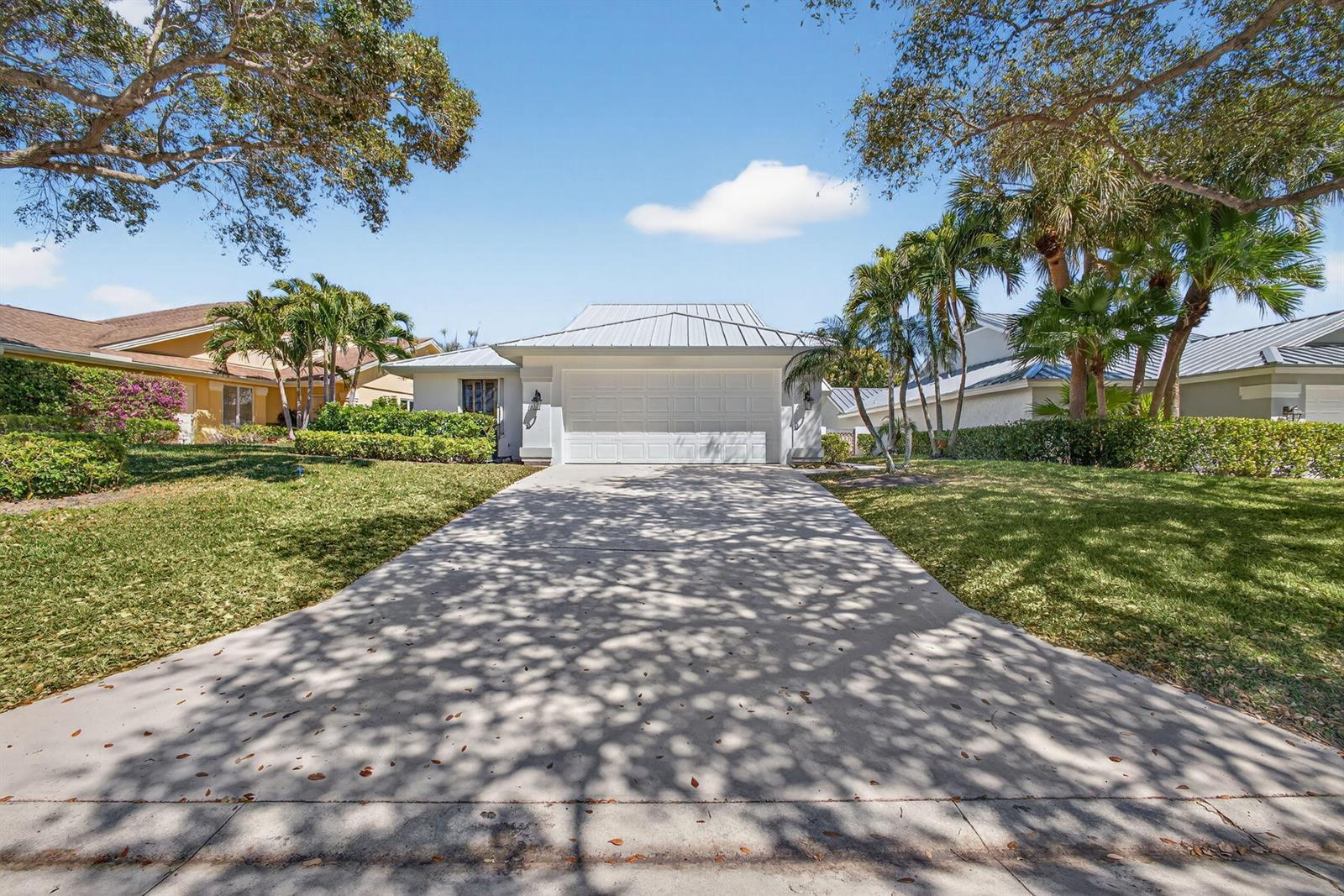 239 Ridge Road, Jupiter FL 33477 photo 2