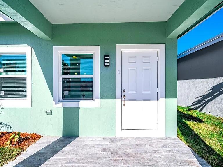 2714 Nokomis Avenue, West Palm Beach FL 33409