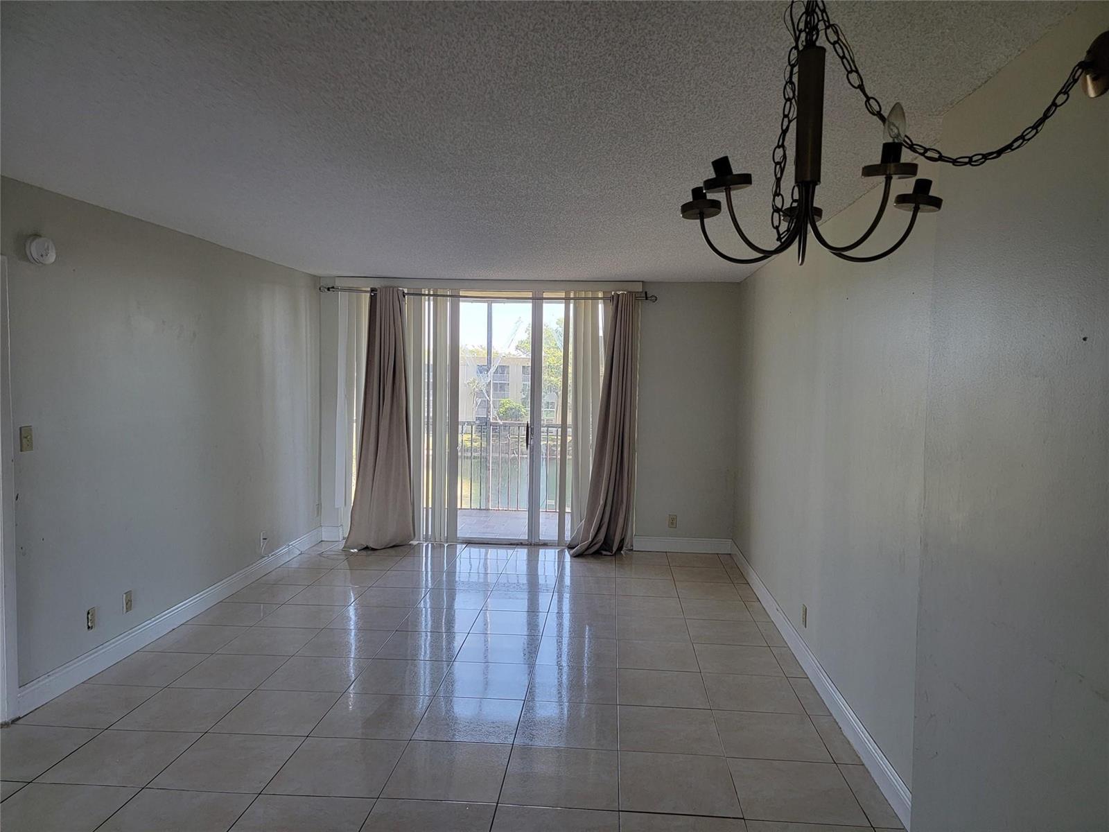 3121 NW 47th Terrace # 403, Lauderdale Lakes FL 33319 photo 4