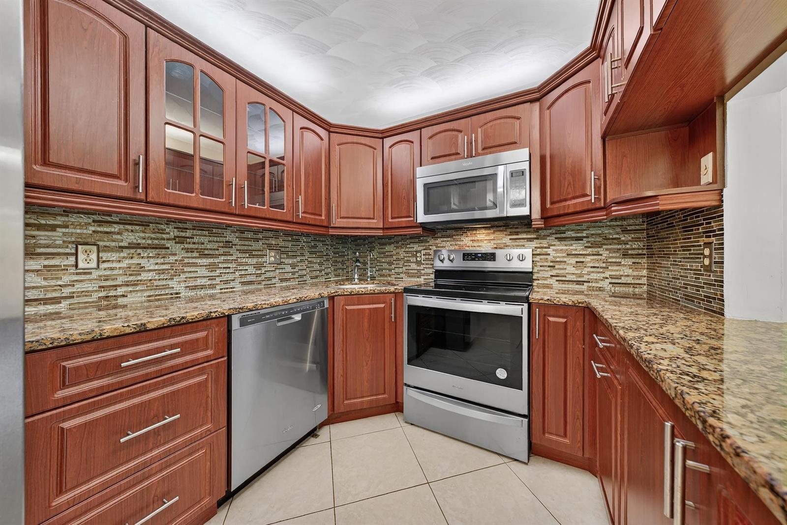 526 Shady Pine Way # C1, FL 33415 photo 5