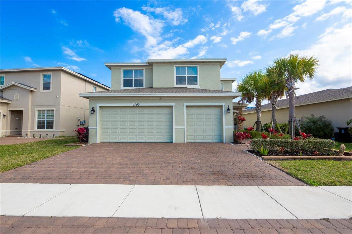 1700 NW Vivanco Street, Port St. Lucie FL 34986 photo 2