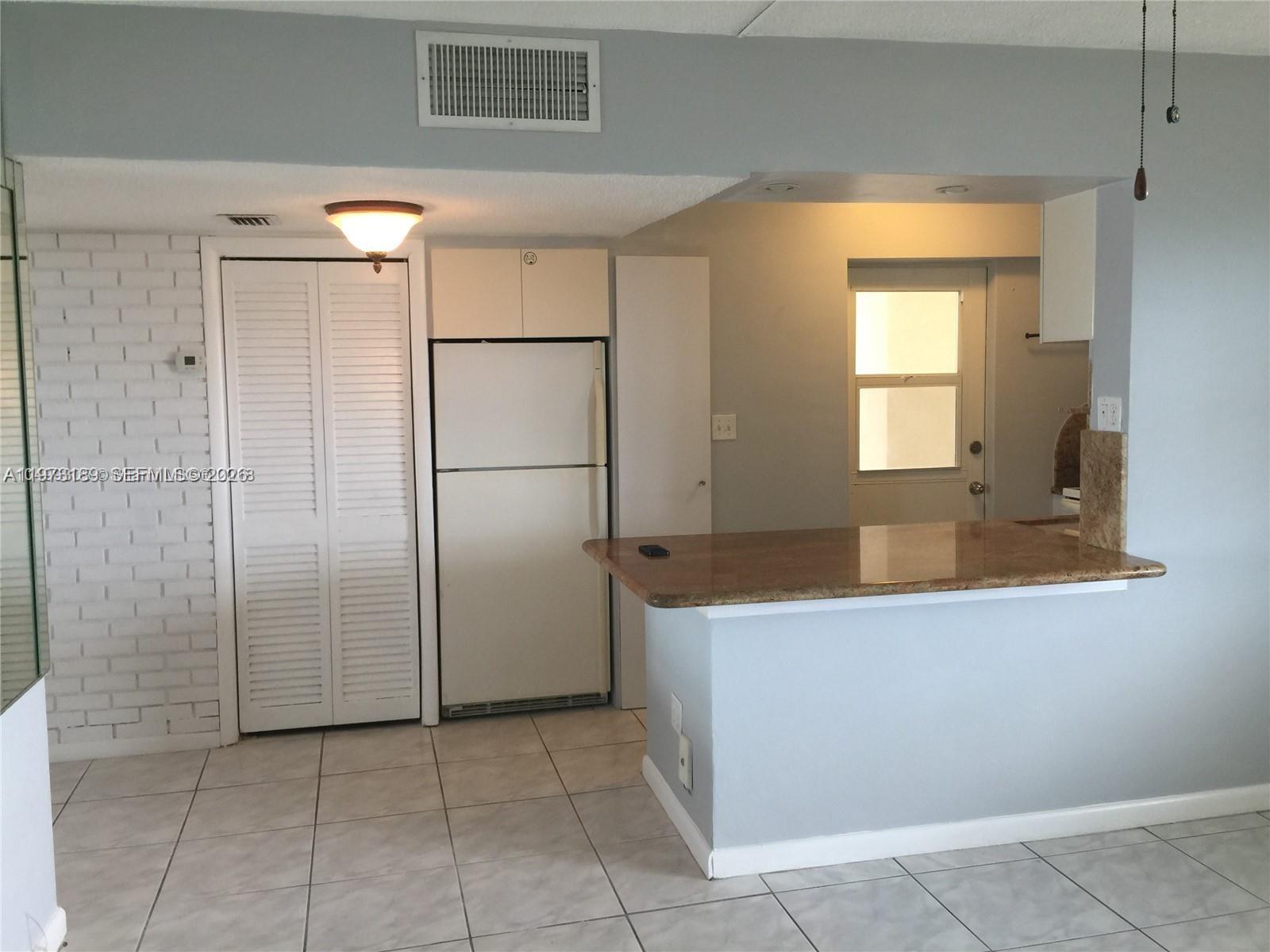 901 S Surf Rd # 402, Hollywood FL 33019 photo 5