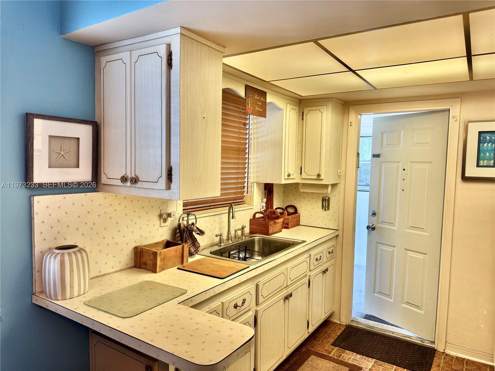 3500 Harrison St # 7, Hollywood FL 33021 photo 4