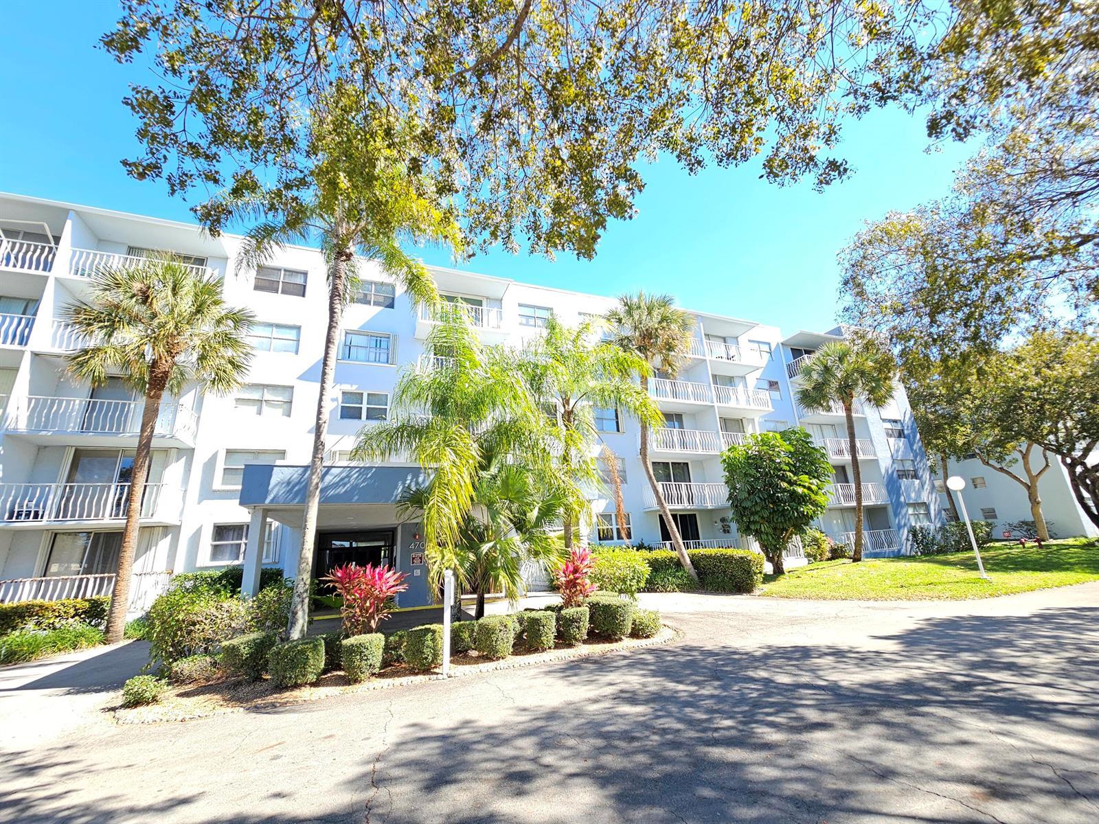 470 Executive Center Drive # 2g, West Palm Beach FL 33401