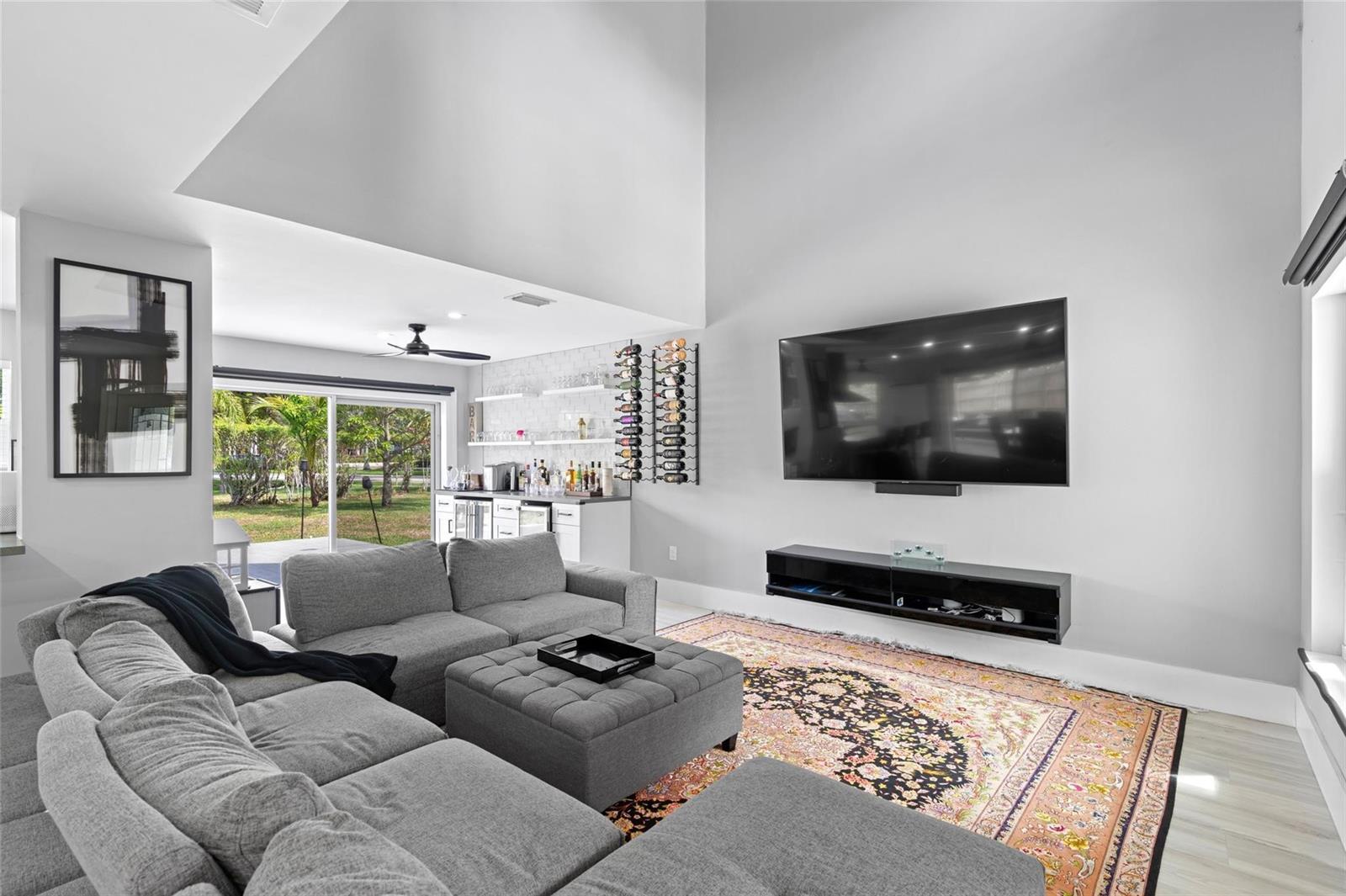 133 SW 159th Way, Sunrise FL 33326 photo 4