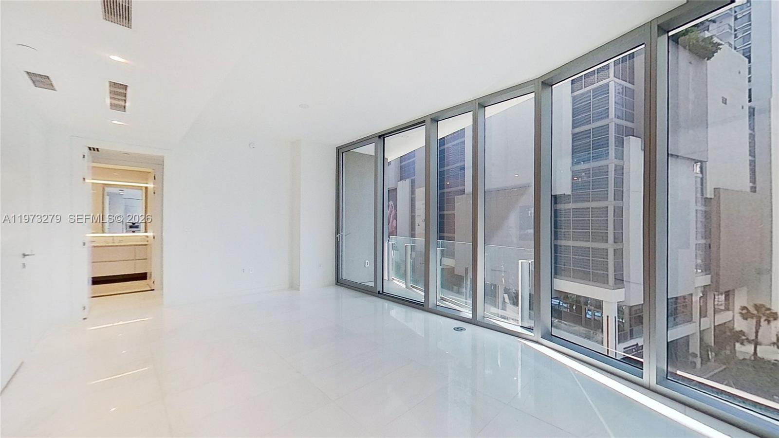 300 Biscayne Boulevard Way # 506E, Miami FL 33131 photo 2
