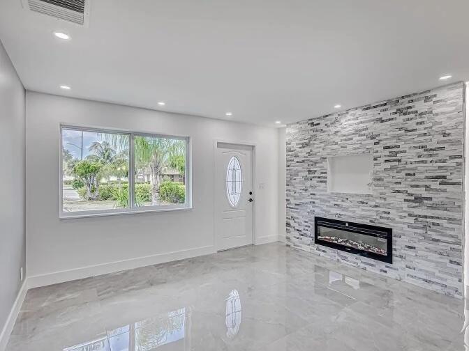855 Date Palm Drive, Lake Park FL 33403 photo 3