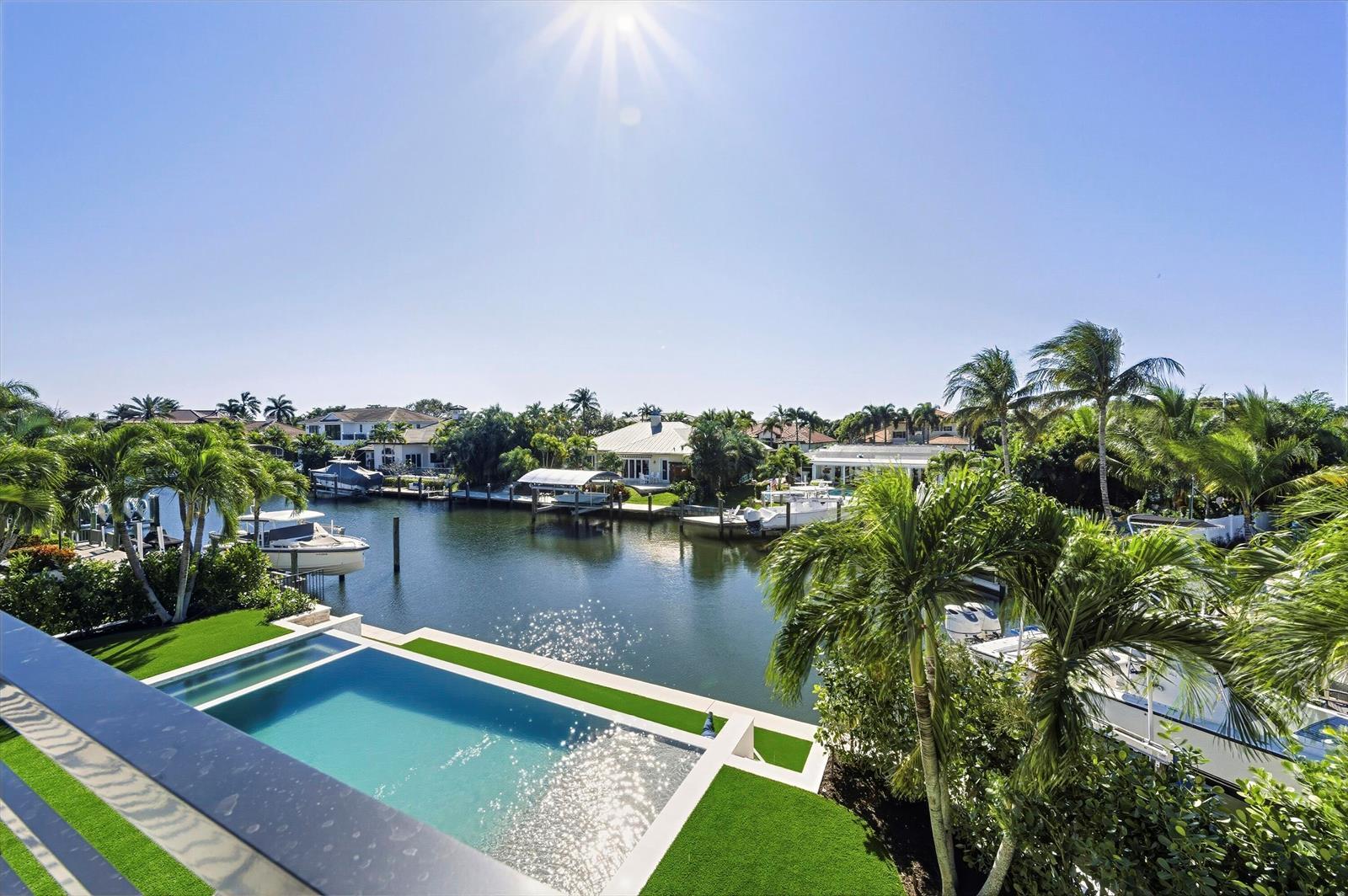 2442 Bay Circle, Palm Beach Gardens FL 33410 photo 3