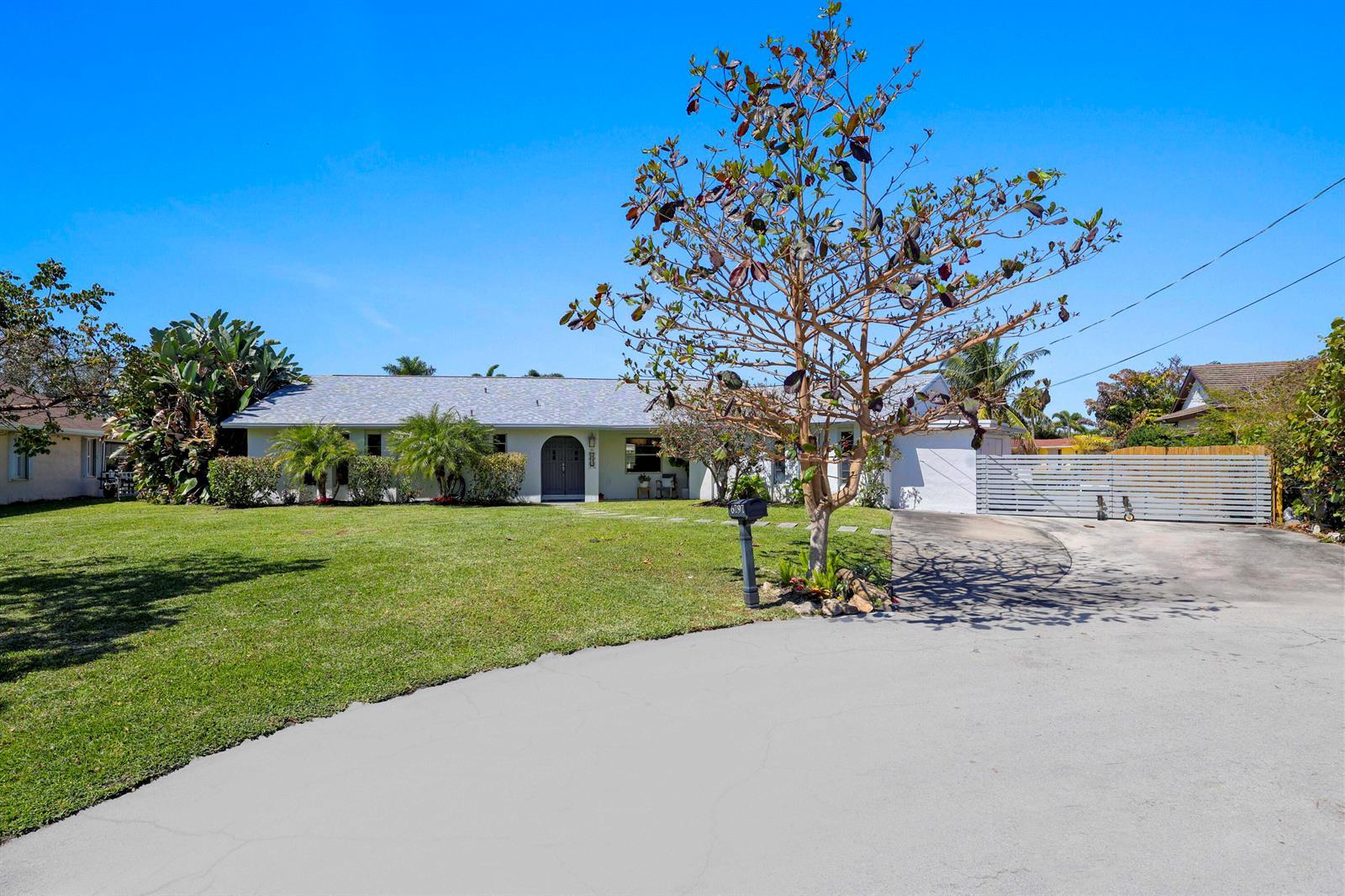 6797 Bayshore Drive, Lake Worth FL 33462 photo 4